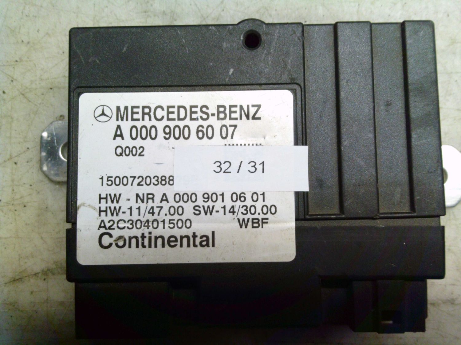 32-31 Centralina Pompa Alimentazione Continental A 000 900 60 07 A0009006007 A2C30401500 Q002 Mercedes Varie 32-31 Centralina Pompa Alimentazione Continental A 000 900 60 07 A0009006007 A2C30401500 Q002 Mercedes Varie
