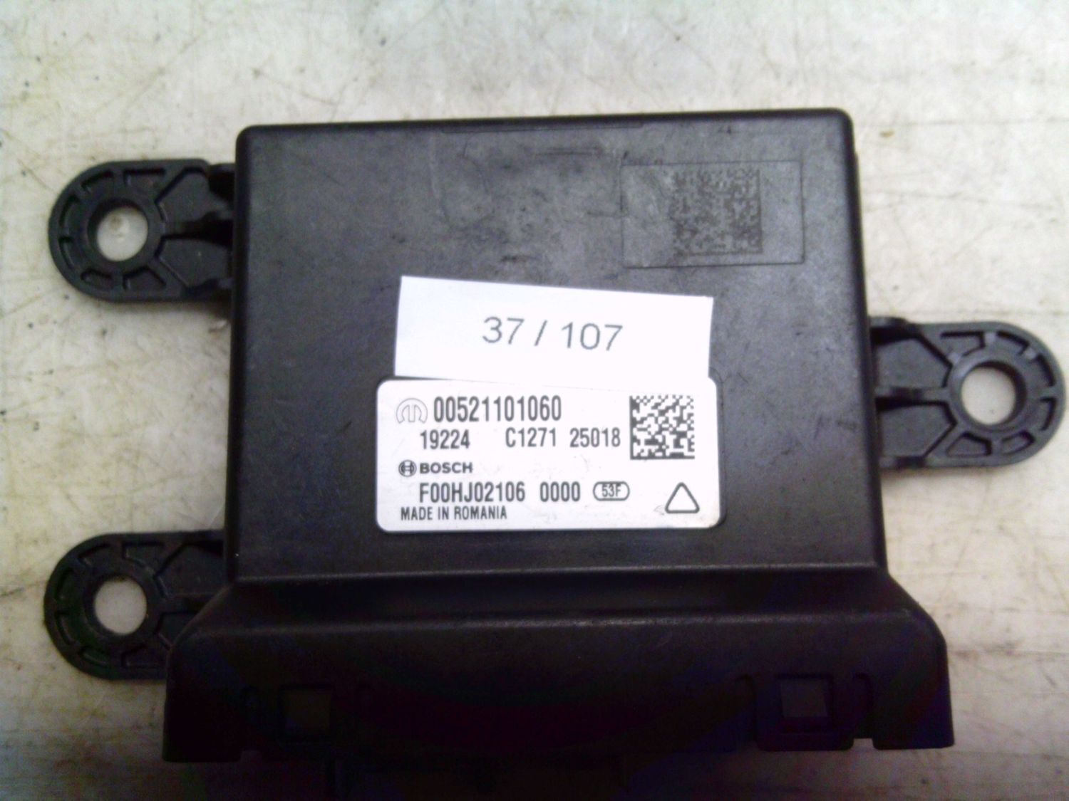 37-107 Centralina sensori parcheggio Bosch 00521101060   F00HJ02106 19224 C1271   Alfa Romeo / Fiat / Lancia  500