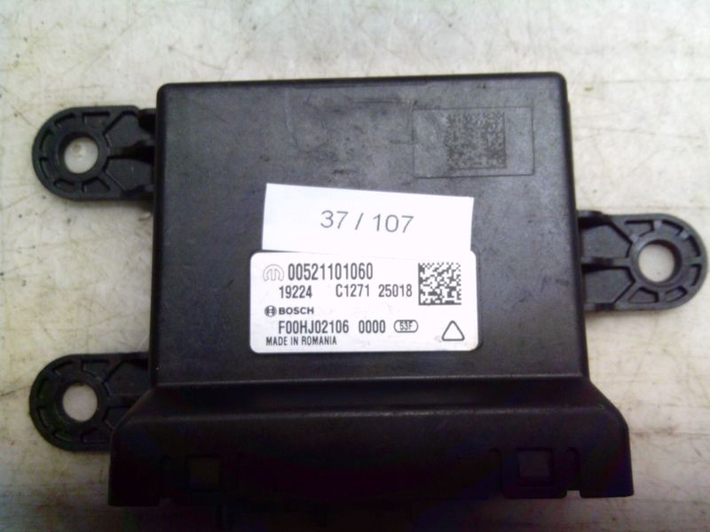 37-107 Centralina sensori parcheggio Bosch 00521101060   F00HJ02106 19224 C1271   Alfa Romeo / Fiat / Lancia  500