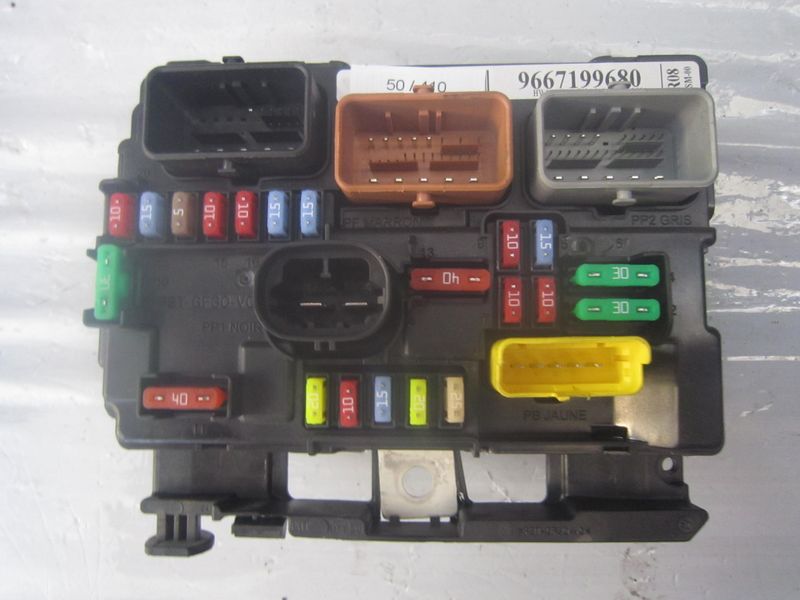 50-410 Body Computer Valeo 9667199680   BSM-R08-00 HW12 SW8  Citroen / Peugeot  Varie