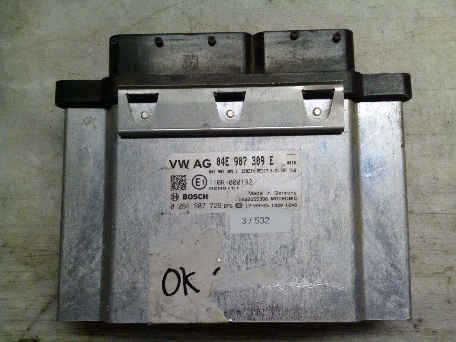 3-532 Centralina Motore Bosch 0 261 S07 729 0261S07729 04E 907 309 E 1039S55396 MED17.5.21 HW: H16 VOLKSWAGEN Benzina Varie