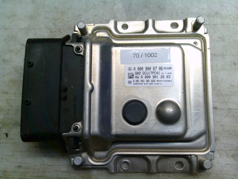 70-1002 Centralina ADBlue Bosch 0 281 031 381 0281031381 A 000 900 67 06 1039S74442 A 000 901 20 03 Q02 MERCEDES Diesel CLASSE C