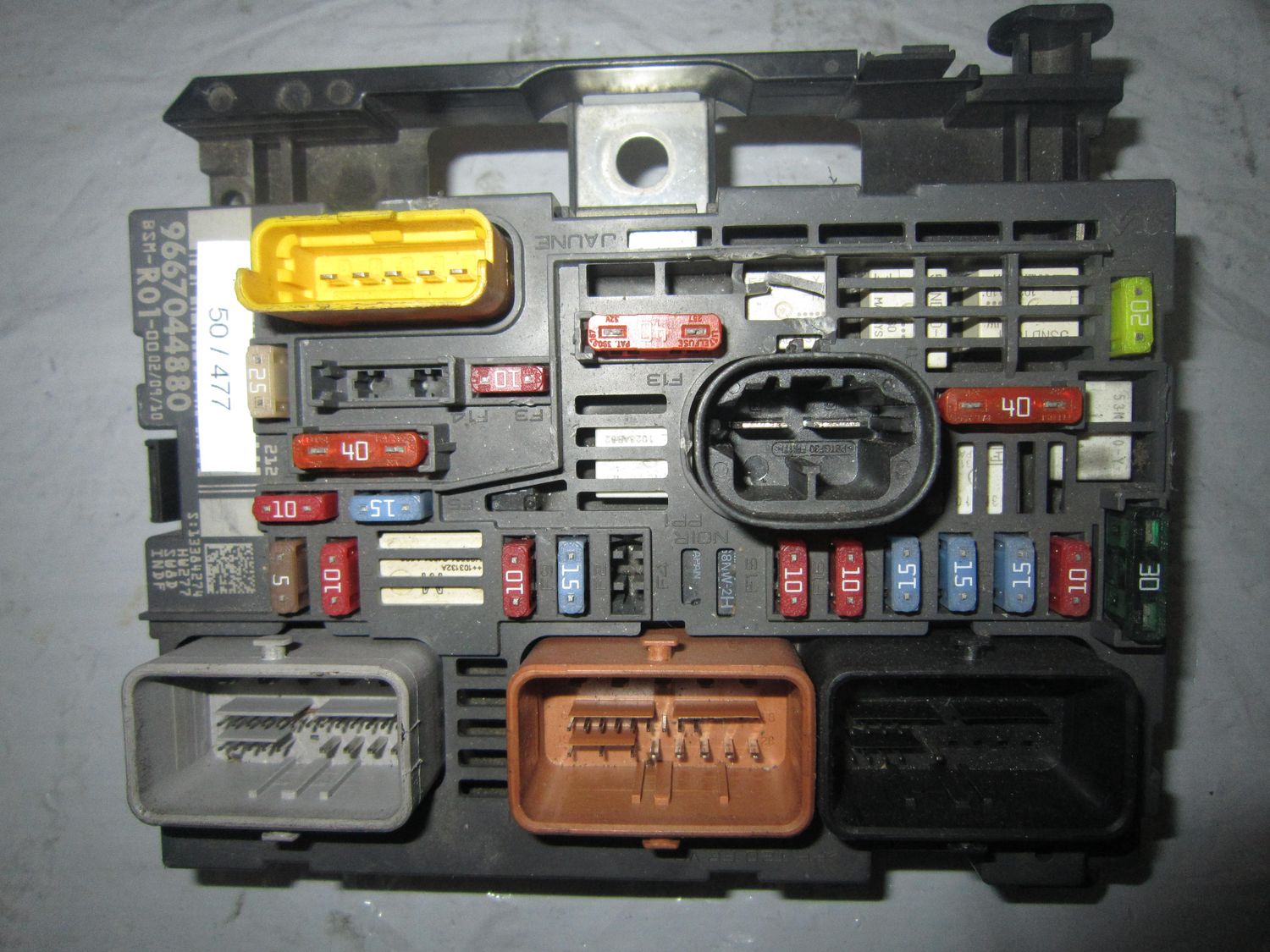 50-477 Body Computer Delphi 9667044880   BSM-R01-00 HW277 SW8D  Citroen / Peugeot Diesel C 4