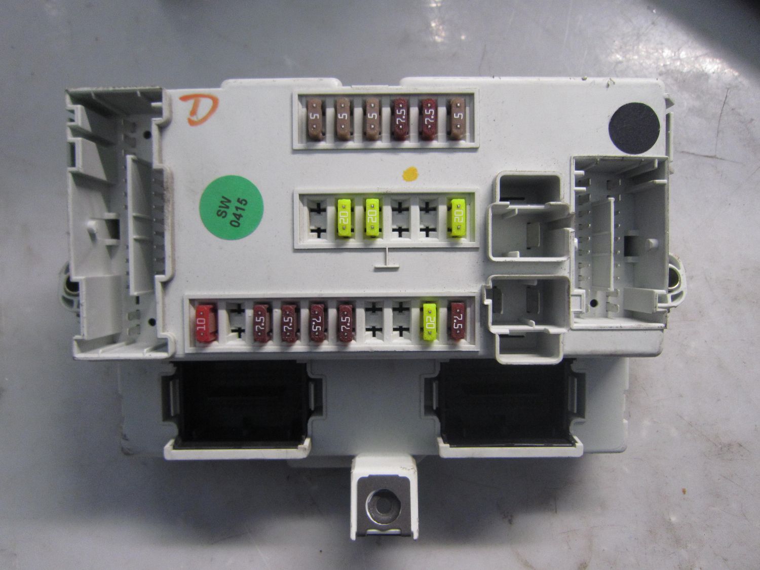 50-440 Body Computer Mopar 52007597 BCM 330I.13 498A-BCML7 Alfa Romeo / Fiat / Lancia Diesel 500 50-440 Body Computer Mopar 52007597 BCM 330I.13 498A-BCML7 Alfa Romeo / Fiat / Lancia Diesel 500