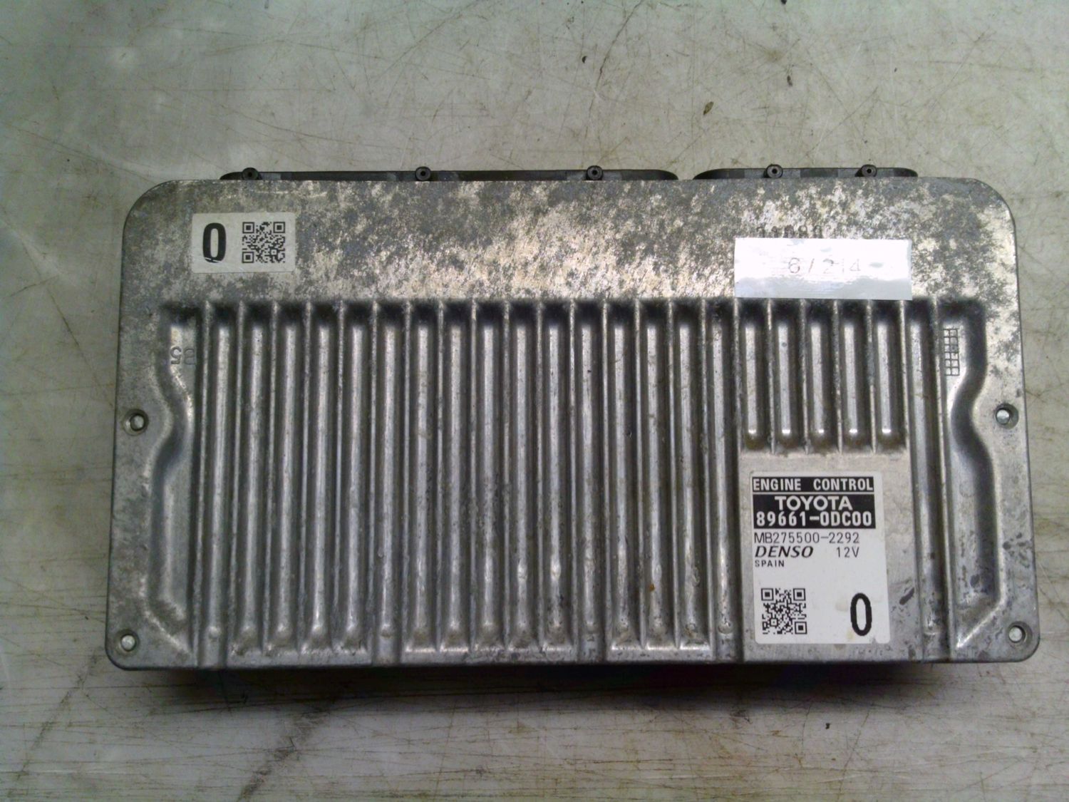 6-214 Centralina Motore Denso 89661-0DC00 896610DC00 MB275500-2292    TOYOTA Benzina Yaris