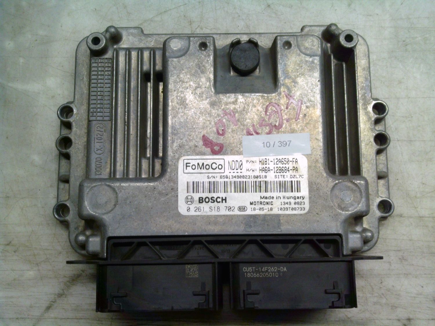 10-397 Centralina Motore Bosch 0 261 S18 702 0261S18702 H1B1-12A650-FA 1039T08733 HA6A-12B684-PA NDD0 FORD Benzina Fiesta