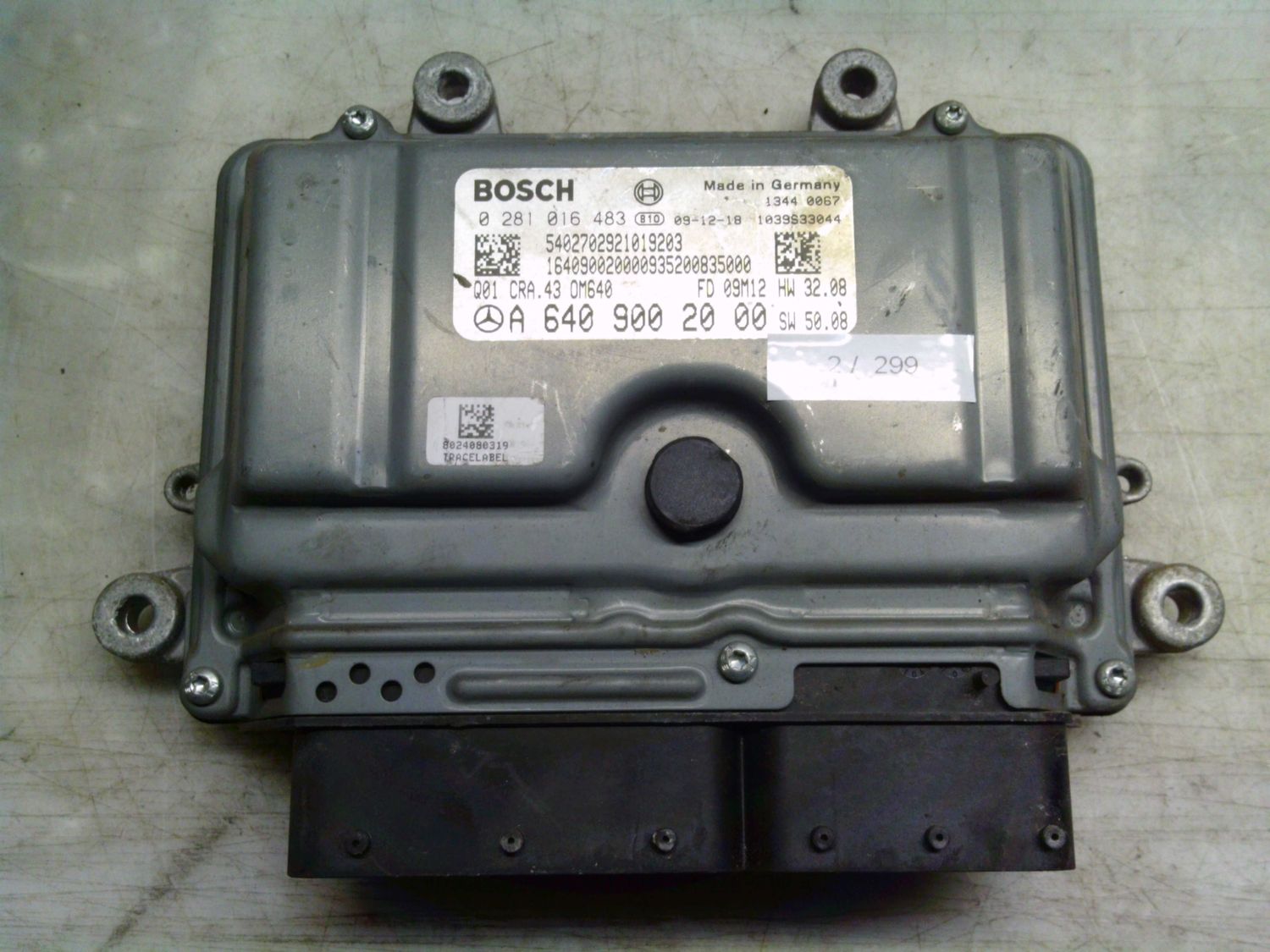 2-299 Centralina Motore Bosch 0 281 016 483 0281016483 A 640 900 20 00 1039S33044 CRA.43 HW 32.08   SW 50.08 MERCEDES Diesel Classe A