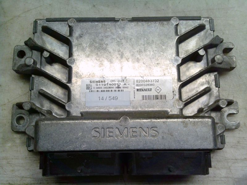 14-549 Centralina Motore Siemens S110140011 A S110140011A 8200483732 8200326380 EMS3132  DACIA Benzina Varie