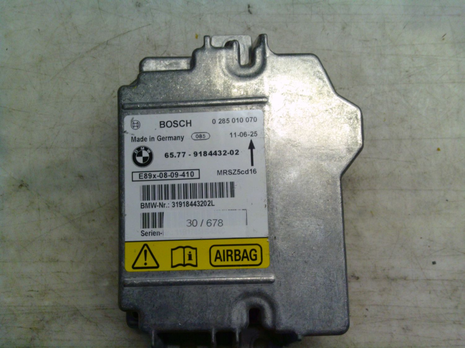 30-678 Centralina Airbag Bosch 0 285 010 070 0285010070 65.77-9184432-02 E89X-08-09-410 31918443202L  BMW  Serie 3