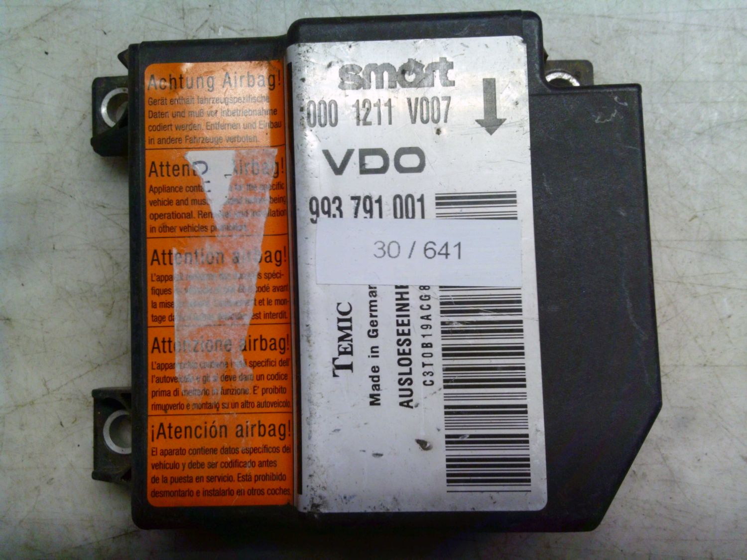 30-641 Centralina Airbag Temic 993 791 001 993791001 000 1211 V007    SMART  450