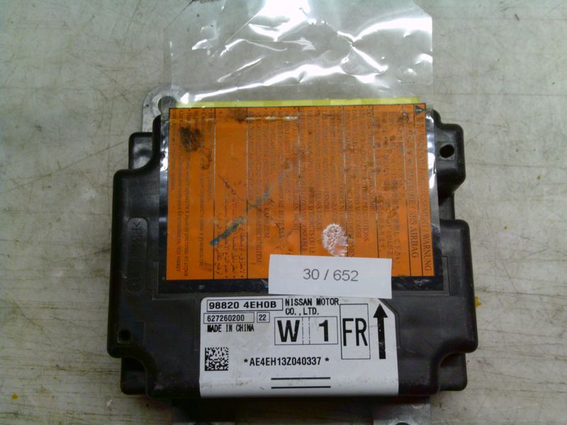 30-652 Centralina Airbag Autoliv 98820-4EH0B 988204EH0B 627260200    NISSAN  Qashqai