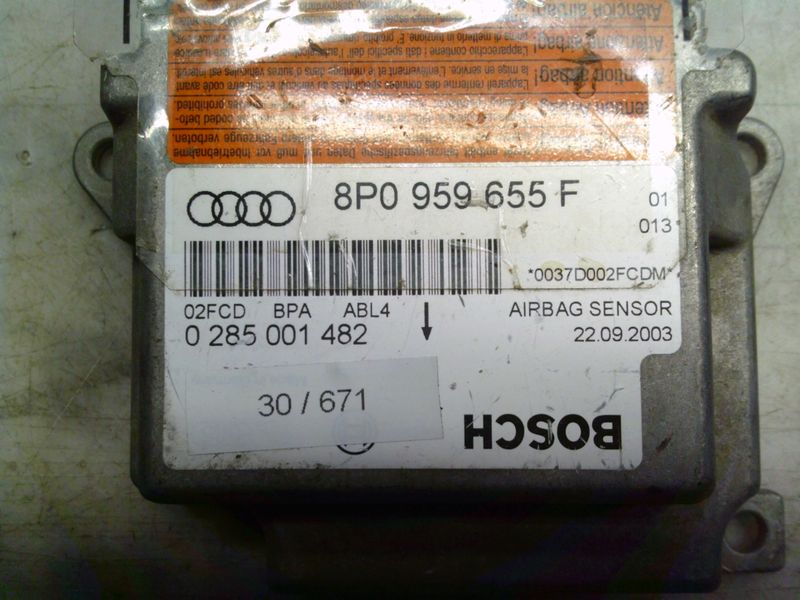 30-671 Centralina Airbag Bosch 0 285 001 482 0285001482 8P0 959 655 F    AUDI  A 3