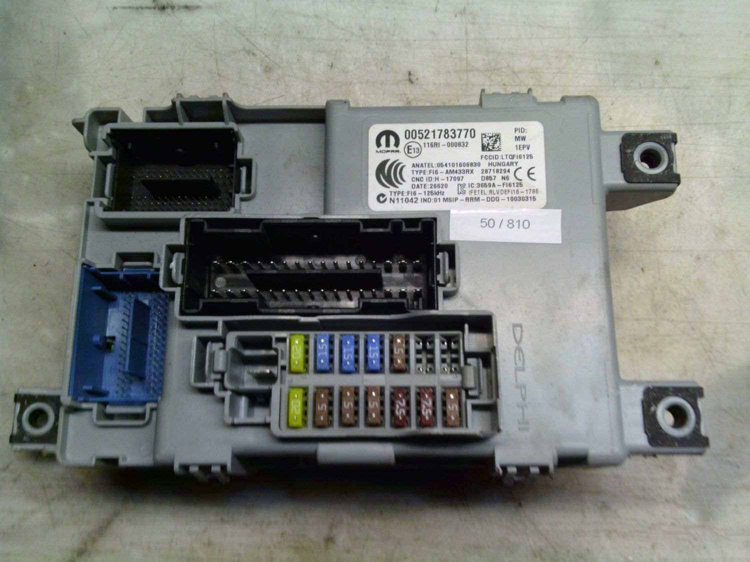 50-810 Body Computer Mopar 28718294   00521783770 FI6   FIAT Benzina 500