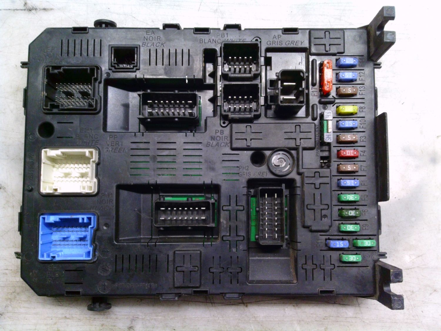 50-813 Body Computer Johnson Controls 28119759-5 281197595     CITROEN / PEUGEOT  Varie