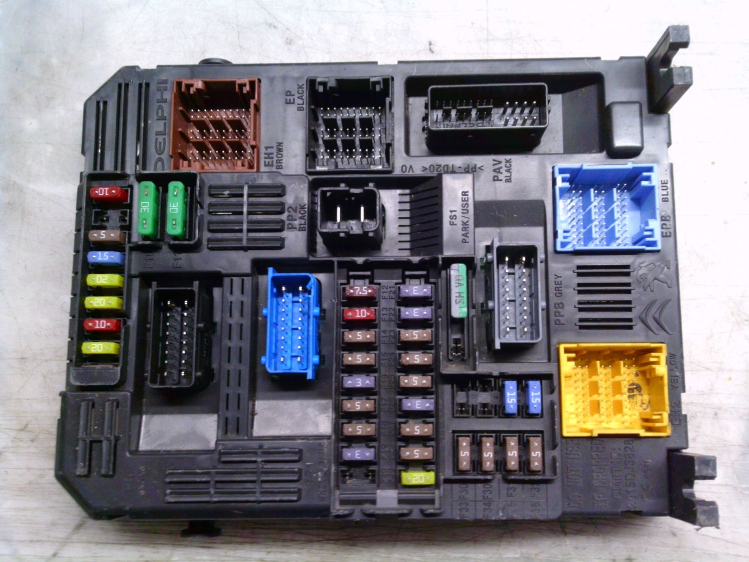 50-815 Body Computer Delphi 9819851480-01 981985148001 28550137 BSI-EL5-CEM00 HW: D5 SW: 4.04 CITROEN / PEUGEOT Benzina VARIE