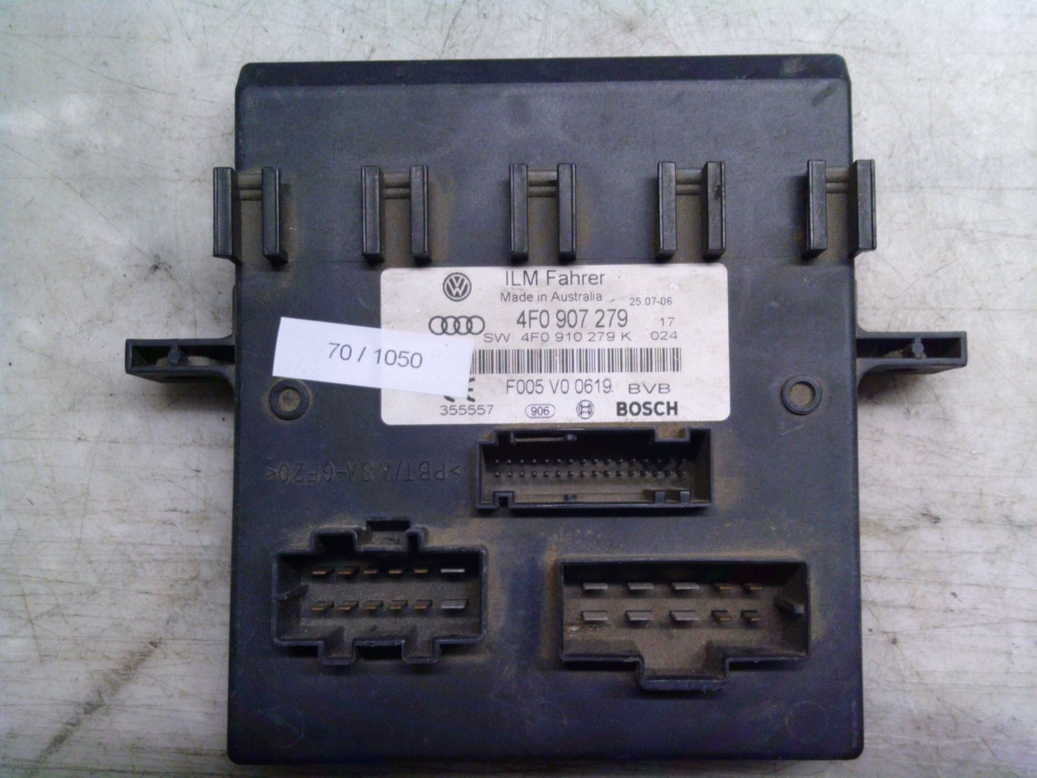 70-1050 Centralina Modulo Confort Bosch 4F0 907 279 4F0907279 F005 V0 0619 SW : 4F0 910 279 K 024   AUDI Diesel A 6
