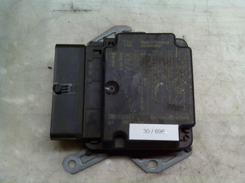 30-696 Centralina Airbag Volkswagen 5WA959655H   A3C04886301    VOLKSWAGEN  GOLF