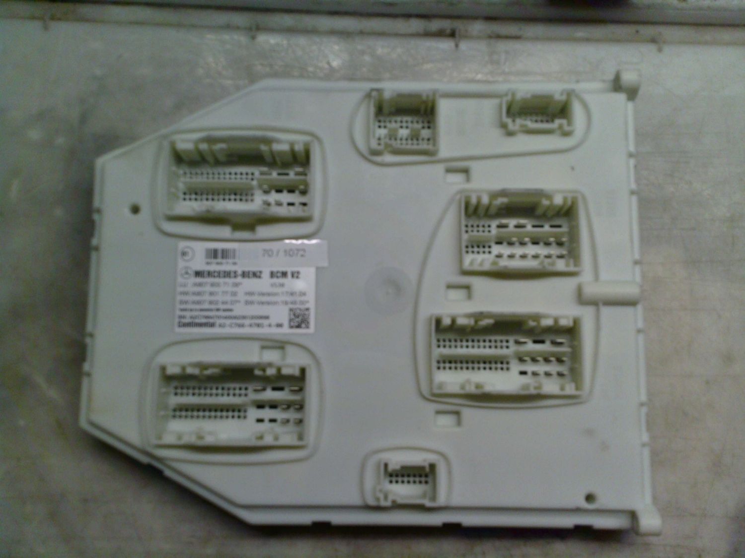 70-1072 Modulo Controllo BCM Continental A907 900 71 09 A9079007109 A2-C766-4701-4-00 A9079017702 BCM V2 VS30 MERCEDES Diesel SPRINTER