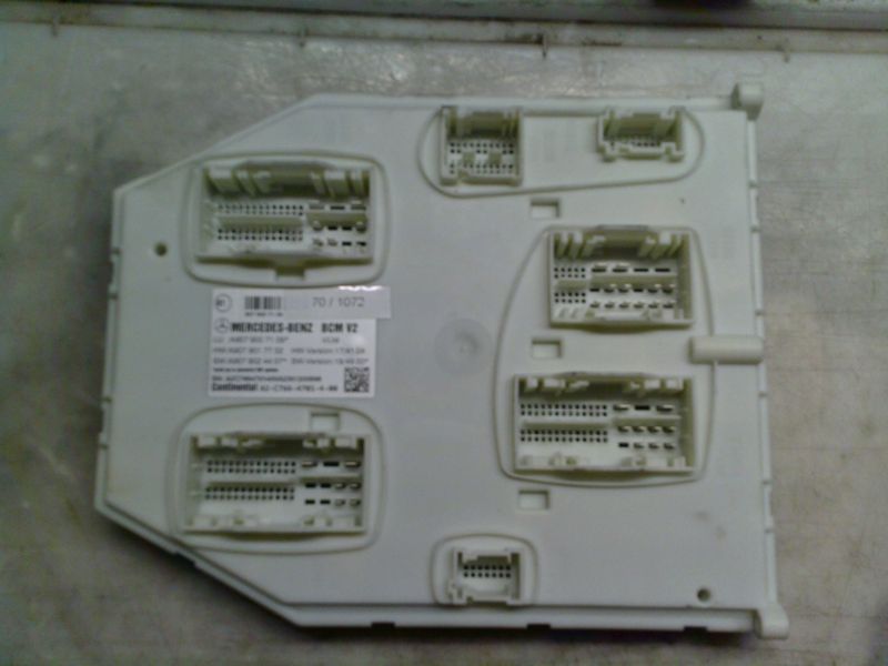 70-1072 Modulo Controllo BCM Continental A907 900 71 09 A9079007109 A2-C766-4701-4-00 A9079017702 BCM V2 VS30 MERCEDES Diesel SPRINTER