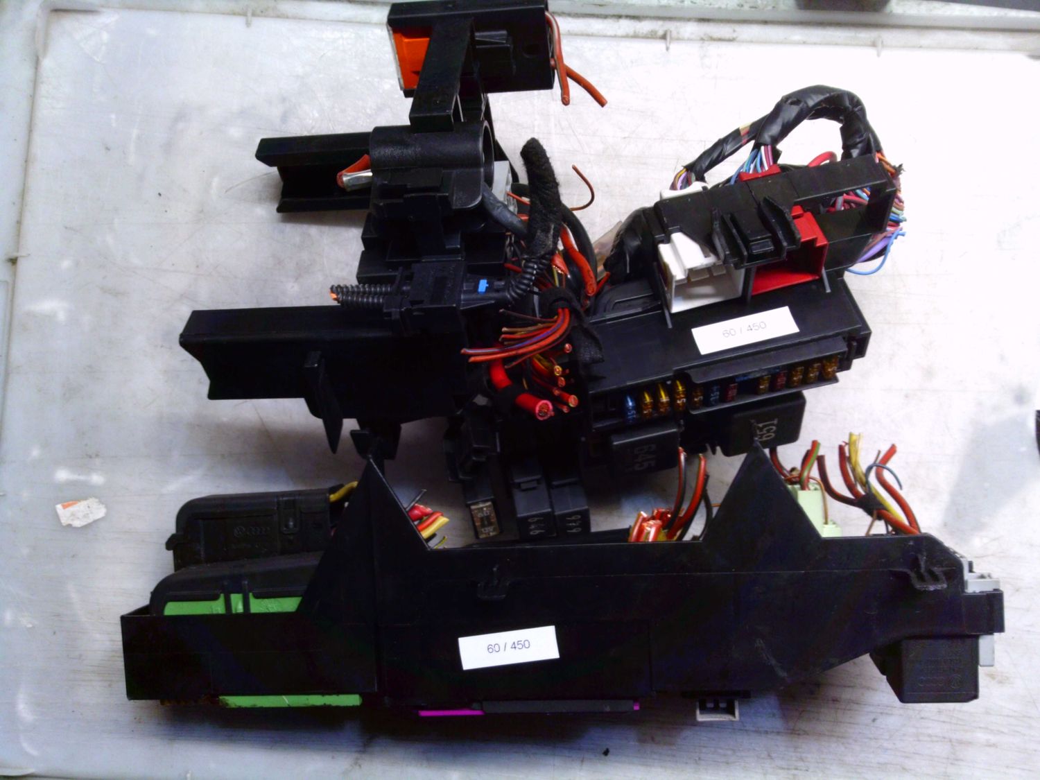 60-450 Scatola Fusibili Audi SERIE PORTA FUSIBILI  AUDI A 7