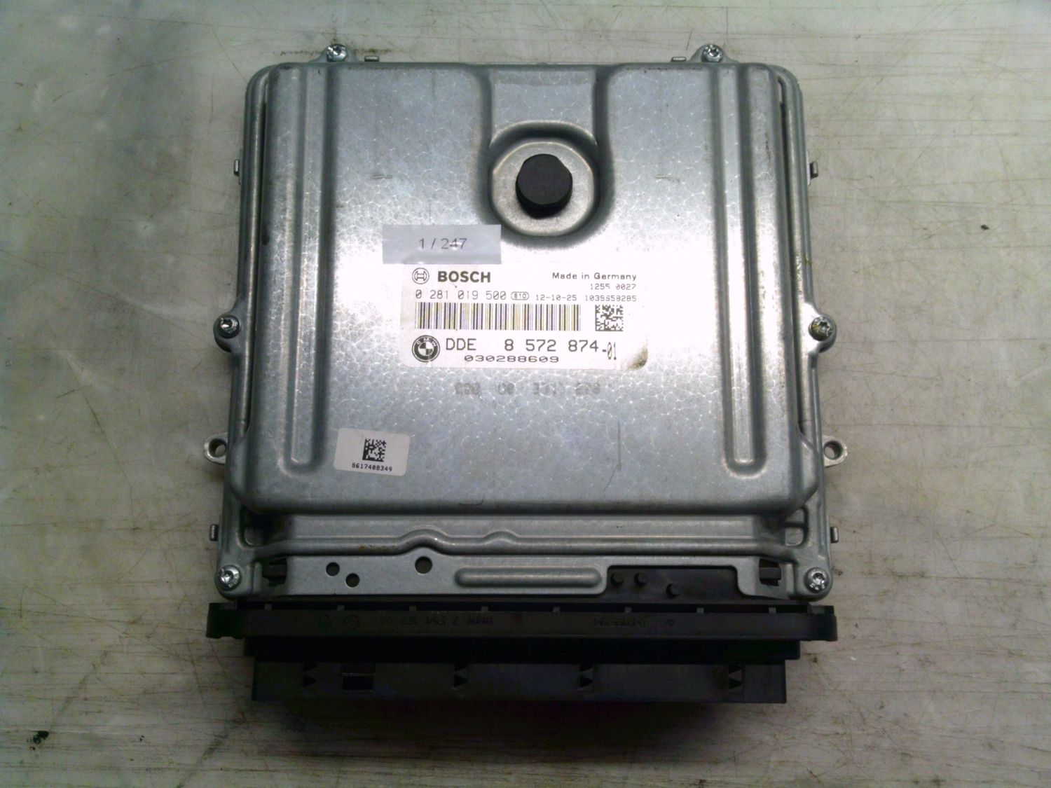 1-247 Centralina Motore Bosch 0 281 019 500 0281019500 8 572 874 1039S58285   BMW Diesel SERIE 5