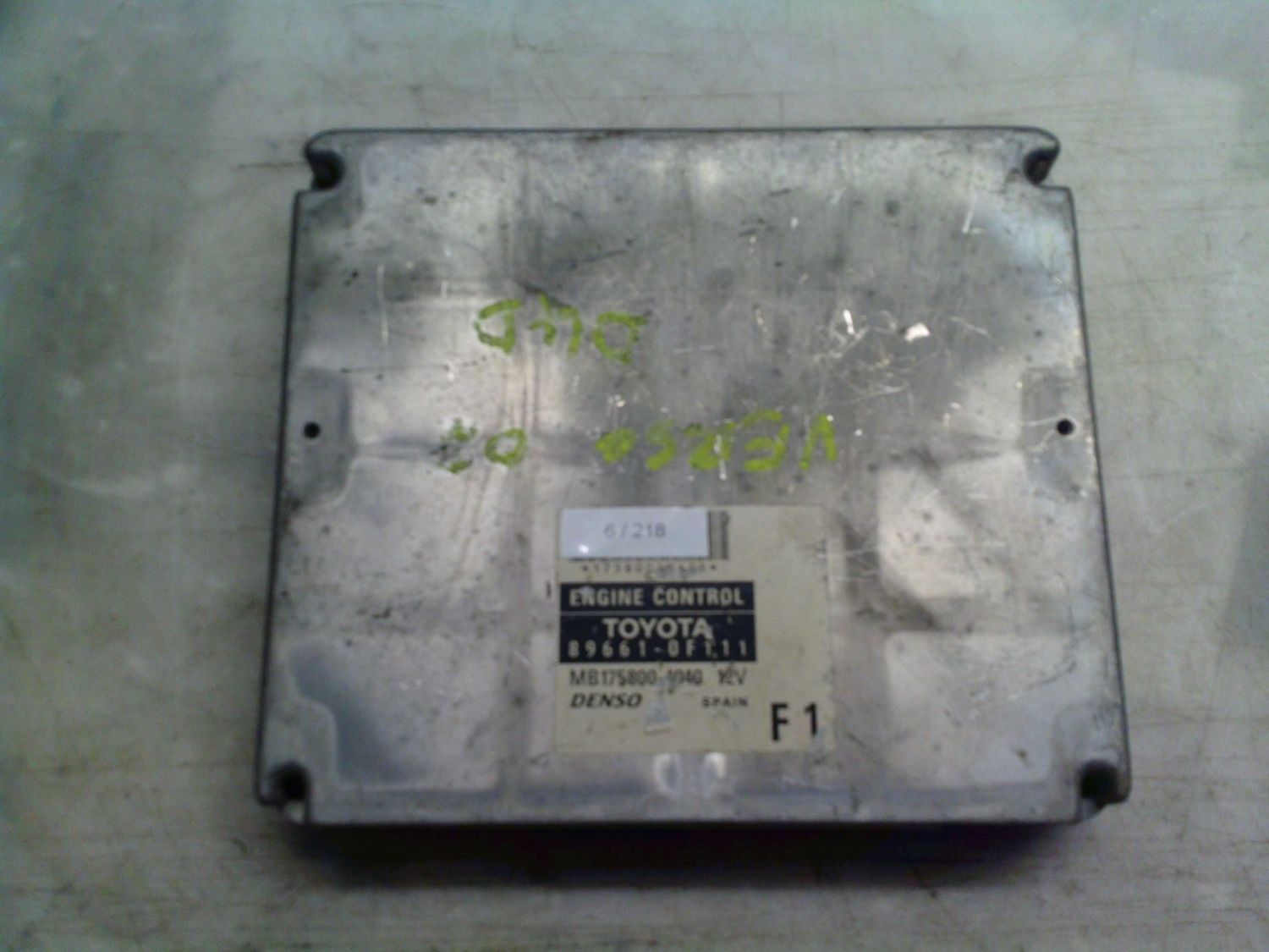 6-218 Centralina Motore Denso 89661-0F111 896610F111 MB175800-1040 F1   Toyota Diesel Corolla