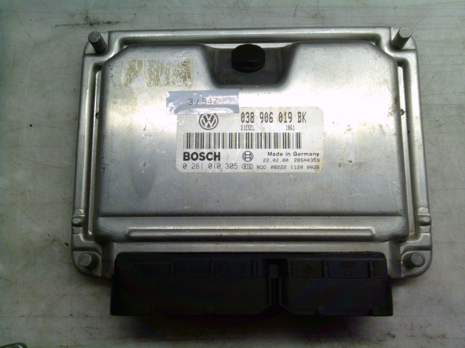 3-547 Centralina Motore Bosch 0 281 010 305 0281010305 038 906 019 BK 28SA4359    Volkswagen Diesel Passat