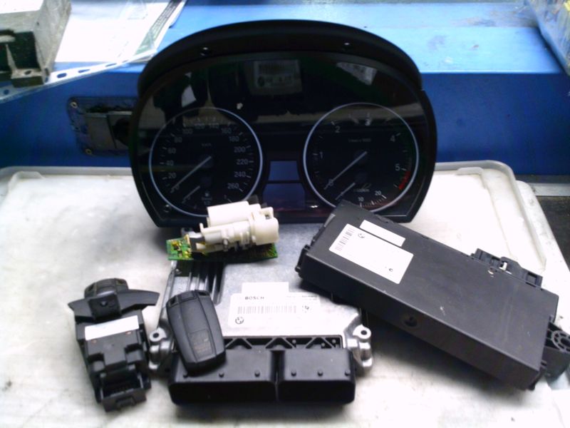 95-412 Kit Motore Bmw 0 281 016 925 0281016925 5WK4 9515BBR 9187369-01 108625-10   9194399-02 CON 2 CHIAVI Bmw Diesel X 1