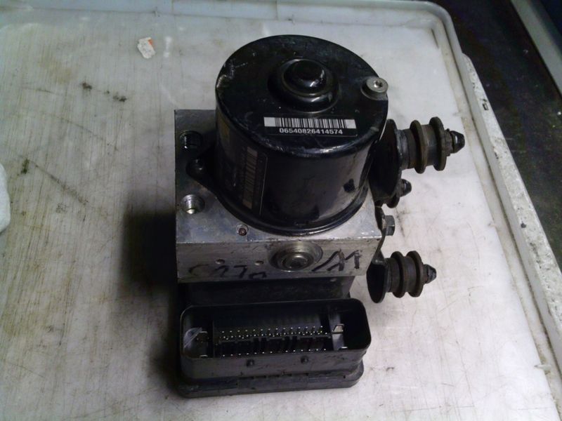90-1583 Pompa ABS Ate Controller 1K0 614 517 AE 1K0614517AE 1K0 907 379 AC 10.0206-0240.4 10.0960-0359.3 Volkswagen Varie 90-1583 Pompa ABS Ate Controller 1K0 614 517 AE 1K0614517AE 1K0 907 379 AC 10.0206-0240.4 10.0960-0359.3 Volkswagen Varie