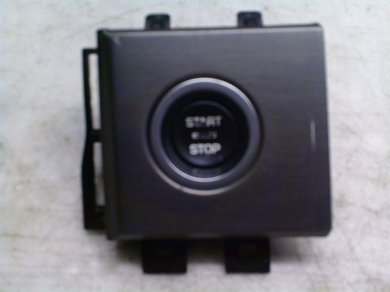 400-752 Pulsante Start/Stop Nissan FJ3M 14F562 AB FJ3M14F562AB      Nissan  Qashqai