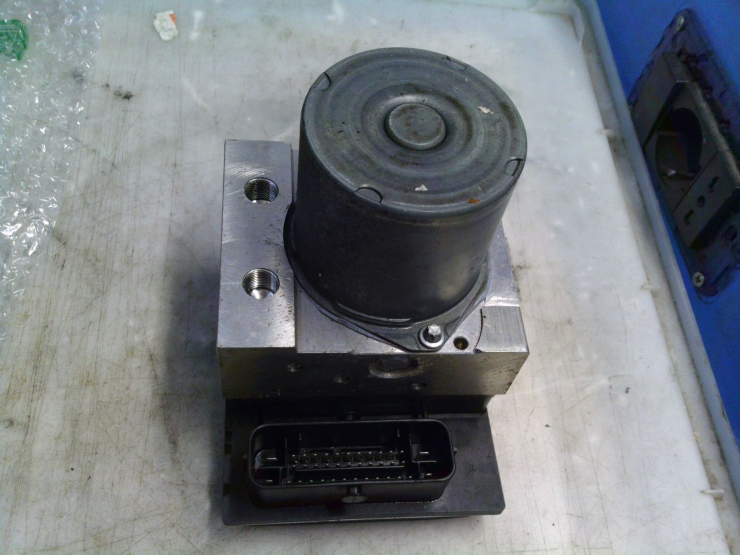 90-1582 Pompa ABS Bosch 0 265 239 452 0265239452 8K0 614 517 GT 0 265 952 150 8K0 907 379 CN  Audi  A 4