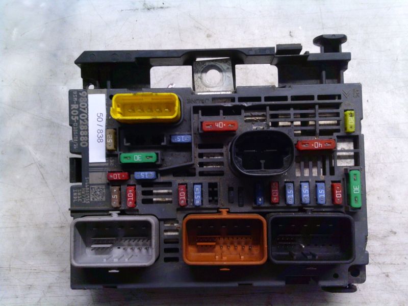 50-838 Body Computer Delphi 9807028880   BSM-R05 HW779 SW1E  Citroen / Peugeot Diesel Varie
