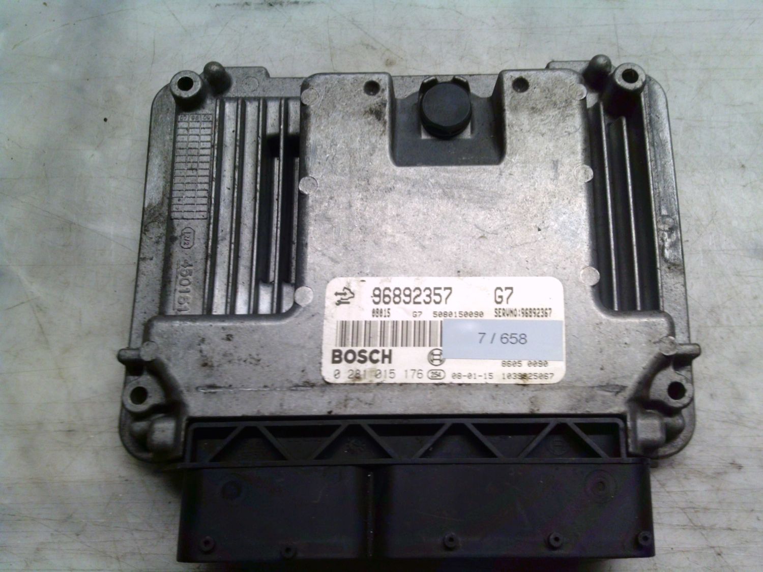 7-658 Centralina Motore Bosch 0 281 015 176 0281015176 96892357 1039S25067 96892367 G7 Chevrolet Diesel Captiva