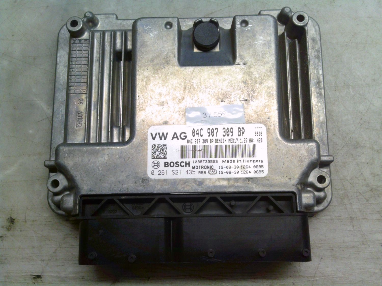3-552 Centralina Motore Bosch 0 261 S21 435 0261S21435 04C 907 309 BP 1039T33503 MED17.1.27 HW: H20 Audi Benzina A 1 3-552 Centralina Motore Bosch 0 261 S21 435 0261S21435 04C 907 309 BP 1039T33503 MED17.1.27 HW: H20 Audi Benzina A 1