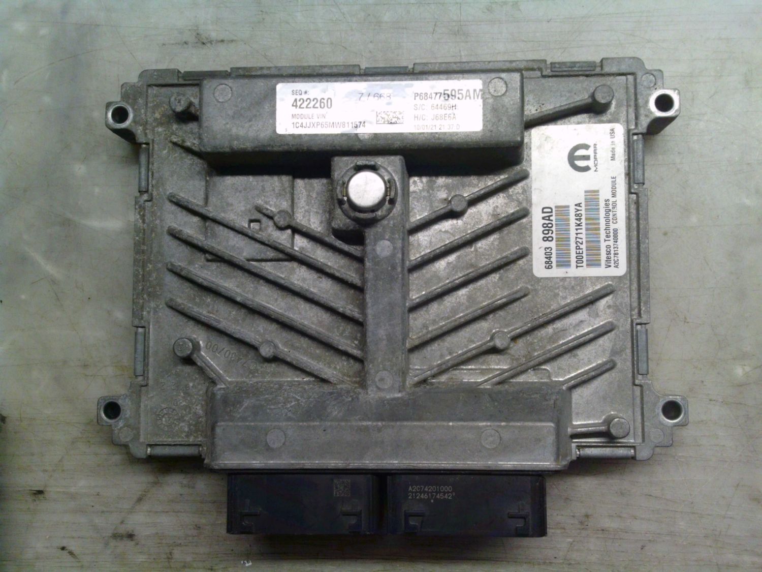 7-668 Centralina Motore Mopar 68403 898AD 68403898AD A2C7813740000 P68477595AM 422260 Jeep Elettrica / Benzina Wrangler 7-668 Centralina Motore Mopar 68403 898AD 68403898AD A2C7813740000 P68477595AM 422260 Jeep Elettrica / Benzina Wrangler