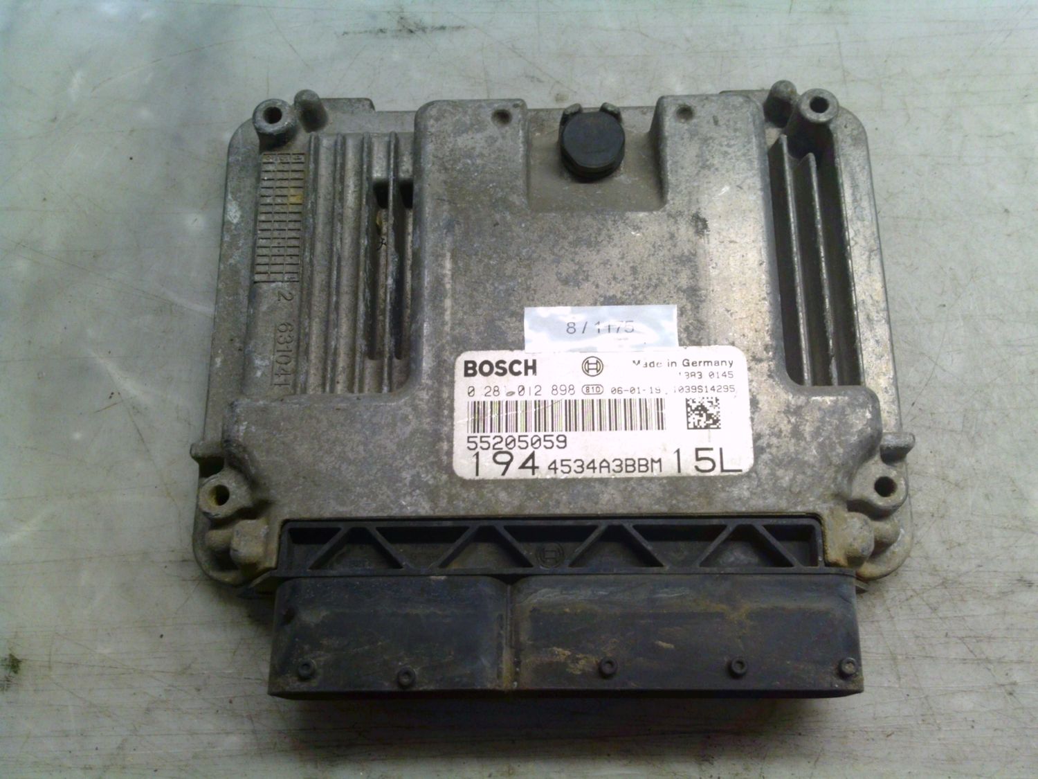 8-1175 Centralina Motore Bosch 0 281 012 898 0281012898 55205059 1039S14295 194 4534A3BBM 15L  Fiat Diesel Croma