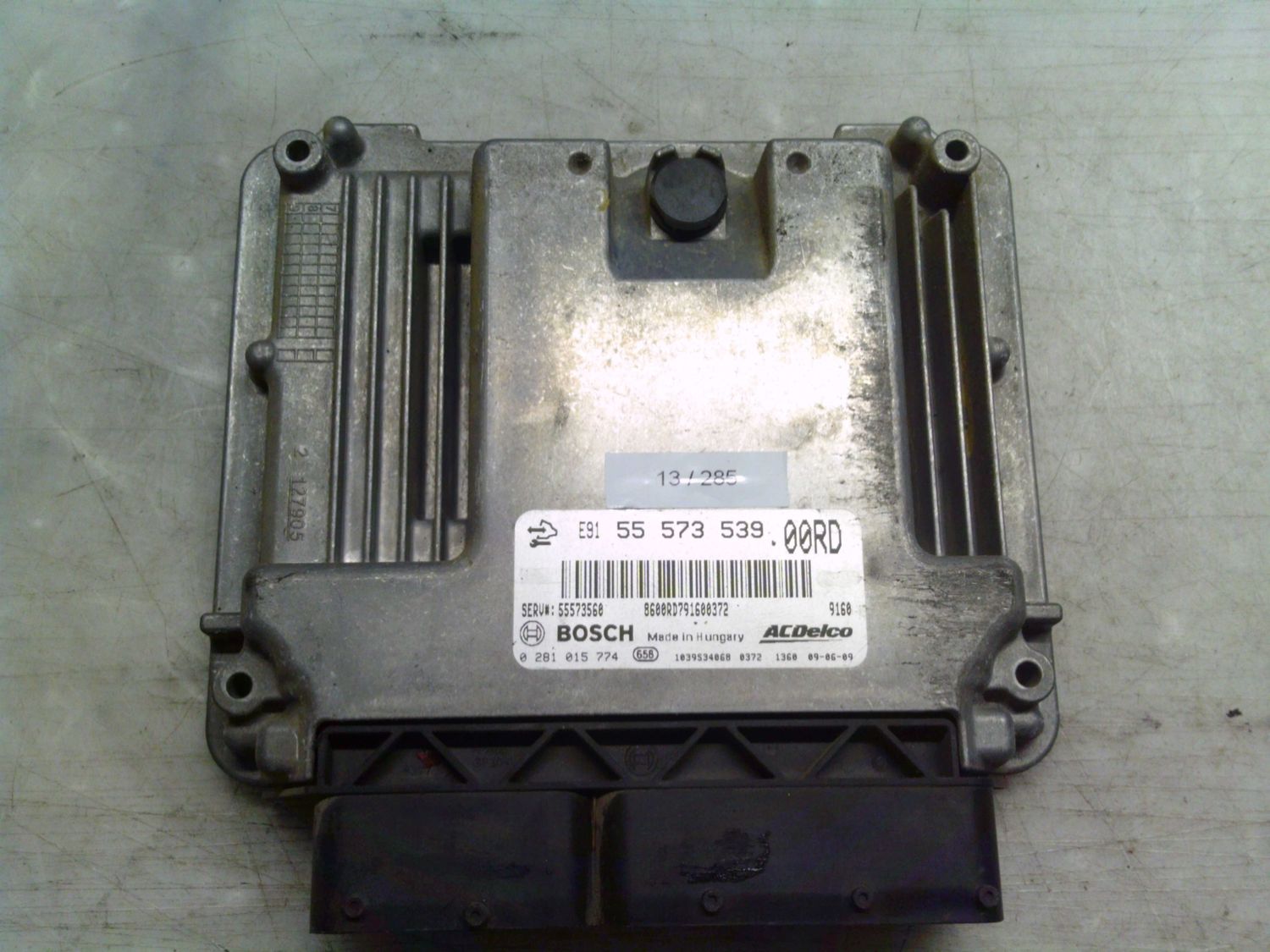 13-285 Centralina Motore Bosch 0 281 015 774 0281015774 22 573 539 1039S34068 55573560 00RD Opel Diesel Insignia