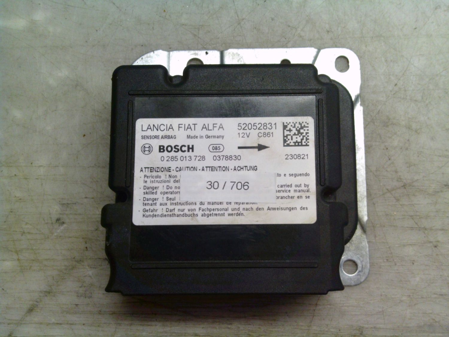 30-706 Centralina Airbag Bosch 0 285 013 728 0285013728 52052831 C861   Lancia  Ypsilon