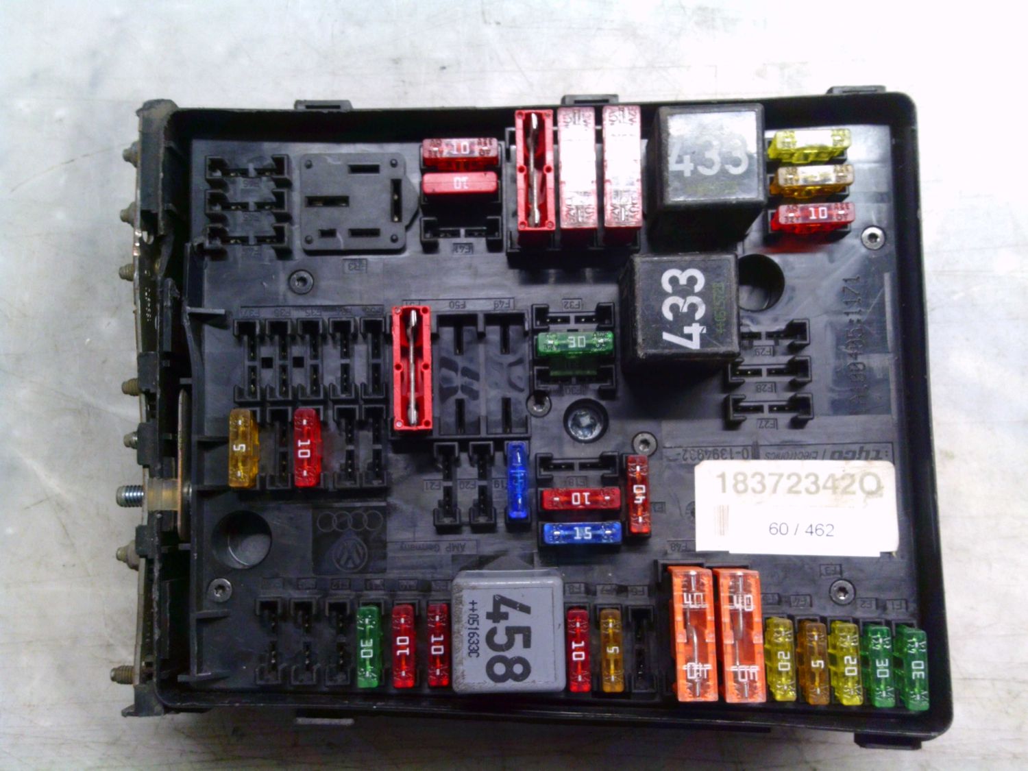 60-462 Scatola Fusibili Tyco Eletronics 1K0 937 124 K 1K0937124K 0-1394932 183723420   Volkswagen Benzina Varie