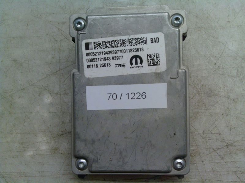 70-1226 Modulo Telecamera Mopar 52121943   BAD    Fiat  500