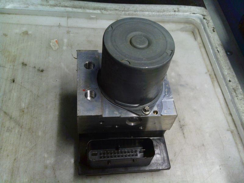90-1595 Pompa ABS Bosch 0 265 234 035 0265234035 3451 6760059-01 0265950318 3451 3414388-01  Bmw  X 3