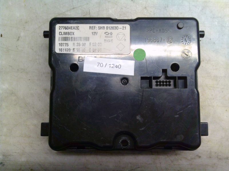 70-1240 Centralina Clima Nissan 277604EA2C   5HB 012030-21 CLIMBOX BHTC  Nissan  Qashqai