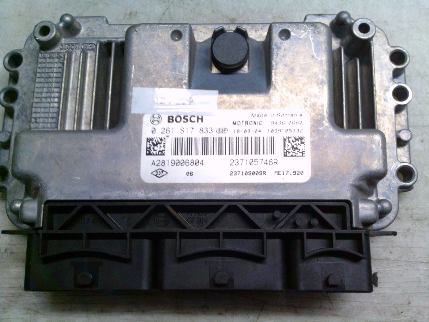 12-222 Centralina Motore Bosch 0 261 S17 833 0261S17833 A2819006804 1039T05332  ME17.920 Smart Benzina 453