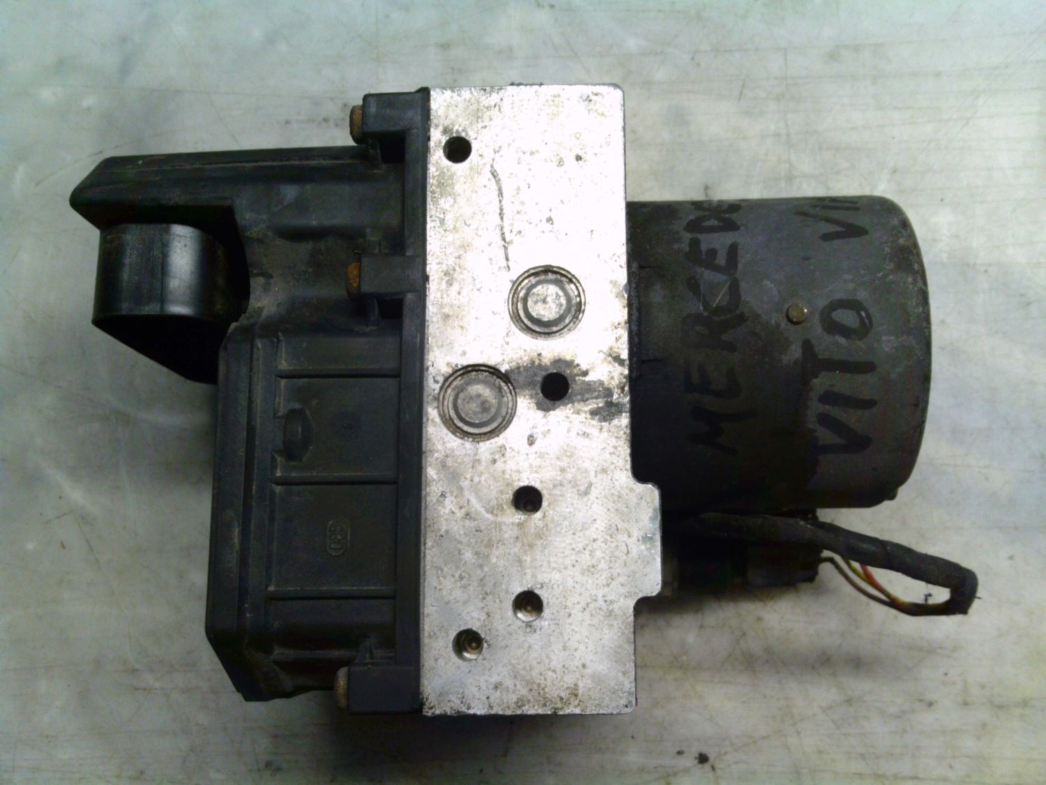 90-1631 Pompa ABS Bosch 0 265 225 346 0265225346 A 001 446 09 89 0 265 950 159 ZGS001  Mercedes  Vito