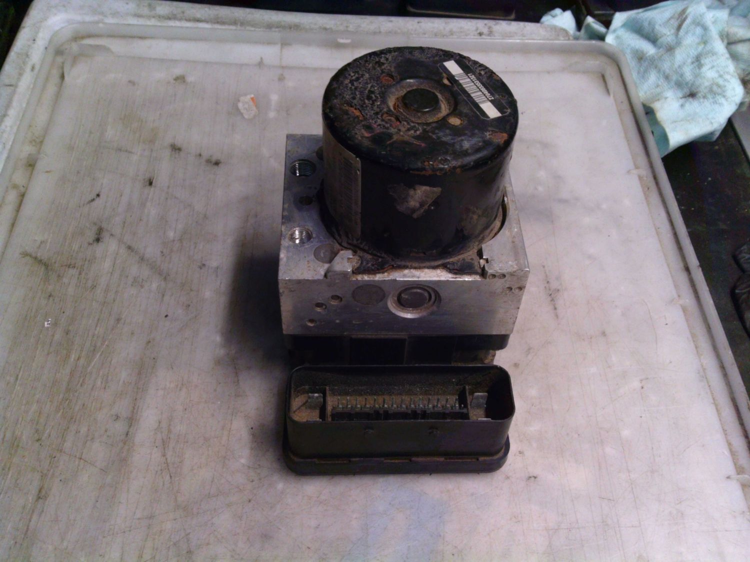 90-1606 Pompa ABS Fomoco CV21-2C405-AE CV212C405AE 10.0212-0922.4 10.0961-0193.3   Ford  Fiesta