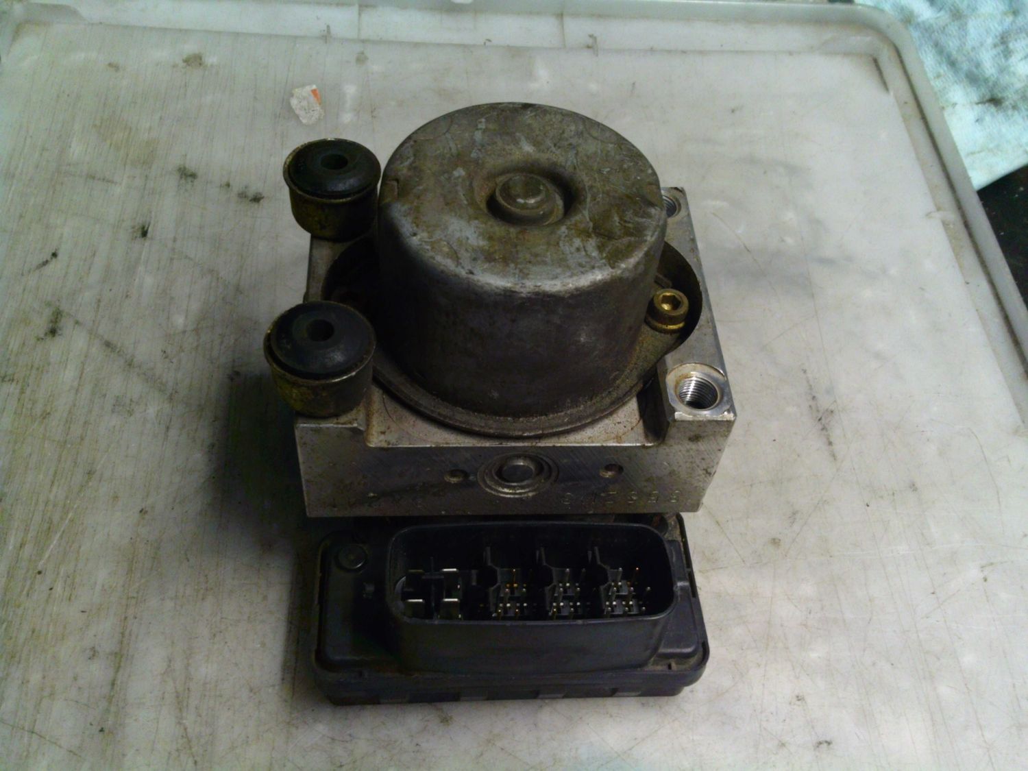 90-1607 Pompa Abs Toyota 89541-52230 8954152230 44510-52300 3Y05AD   Toyota  Yaris