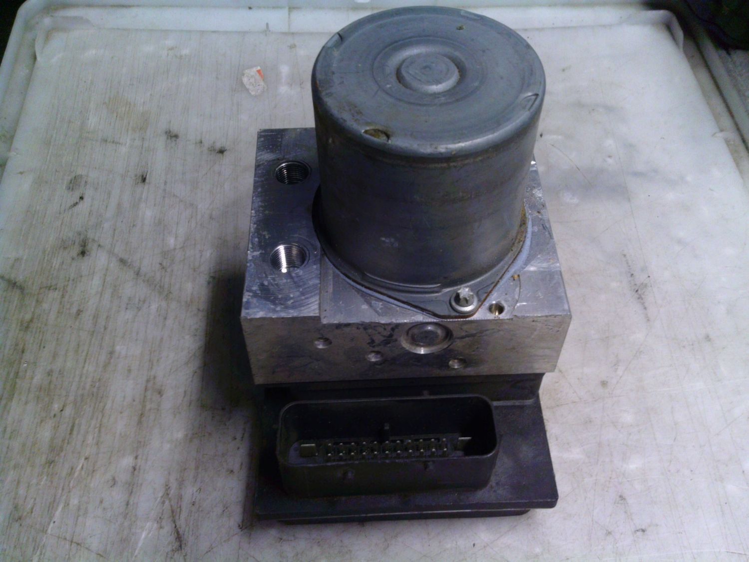 90-1640 Pompa ABS Bosch 0 265 236 008 0265236008 3451 6768550 01 0 265 950 410 3451 6775440-01  Bmw  Serie 3