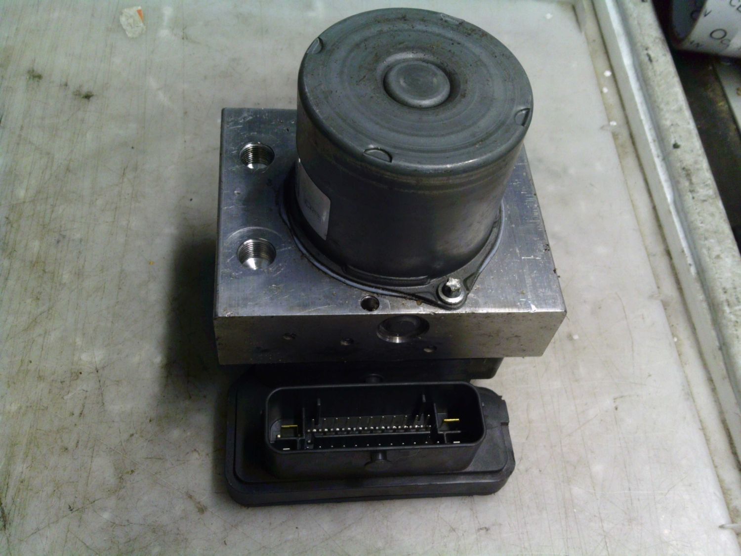 90-1653 Pompa ABS Bosch A907 900 74 06 A9079007406 269943 0 265 295 805 0 265 957 201  Mercedes  Sprinter