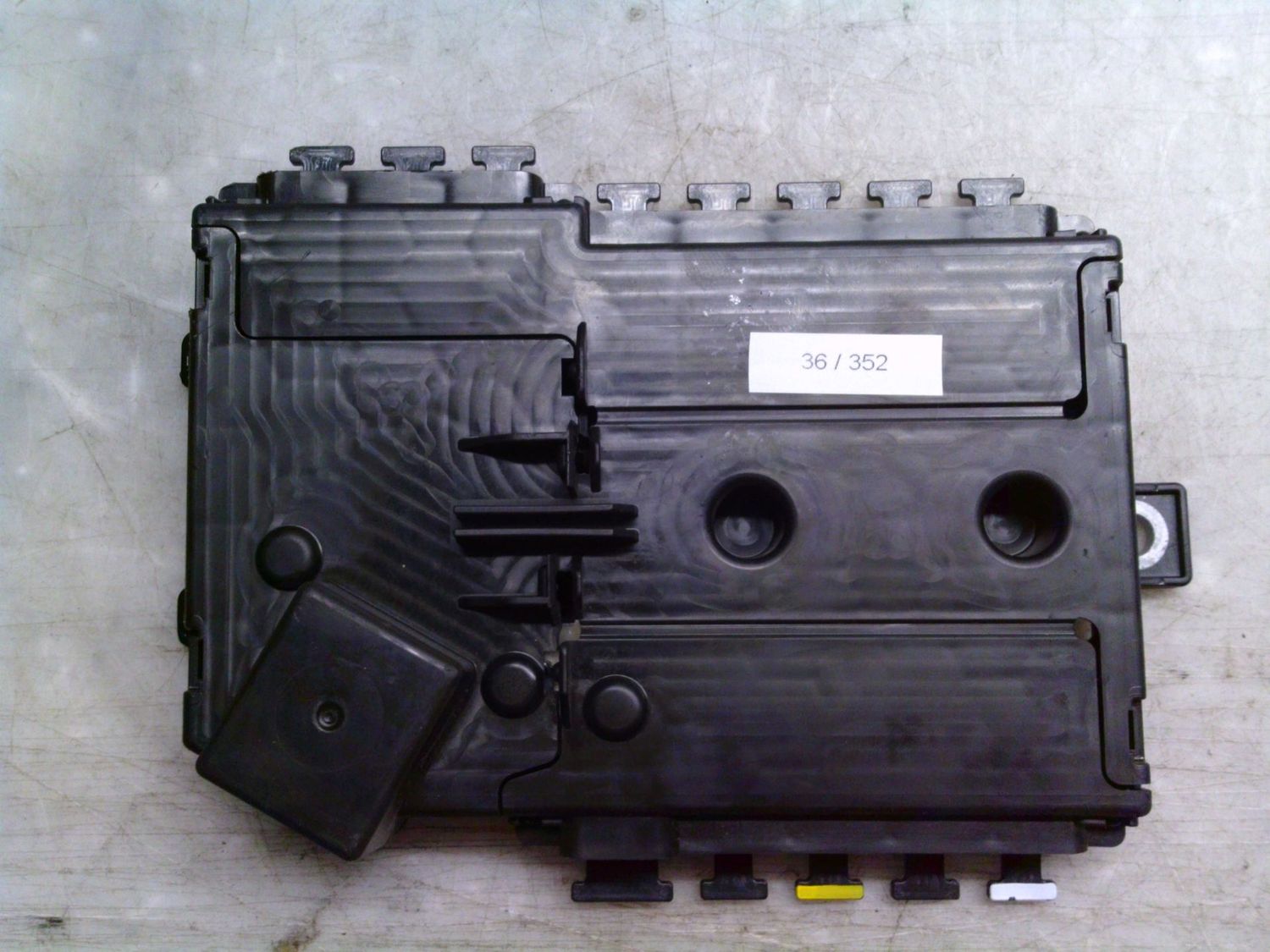 36-352 Terminale della Batteria Mercedes  A 213 540 62 00 A2135406200 Q4    Mercedes  Glc