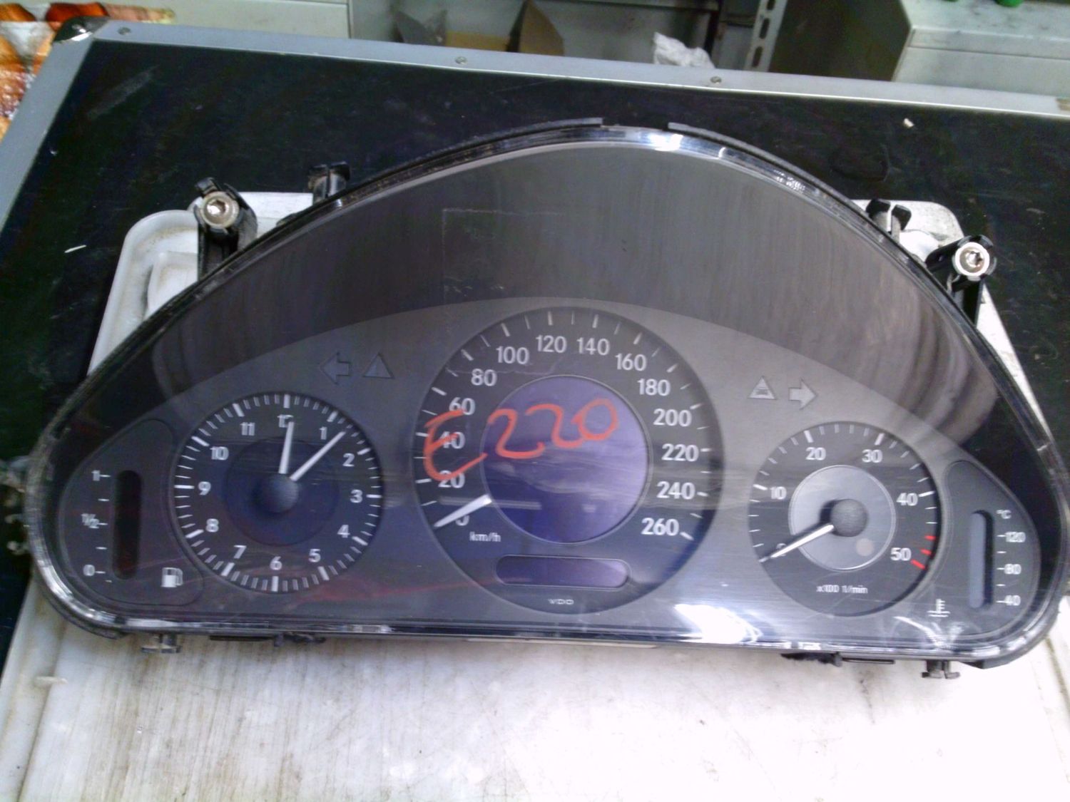 40-935 Quadro Strumenti / Contachilometri Vdo A 211 540 33 47 A2115403347 110.080.283/003 88-311391   Mercedes Diesel Classe E